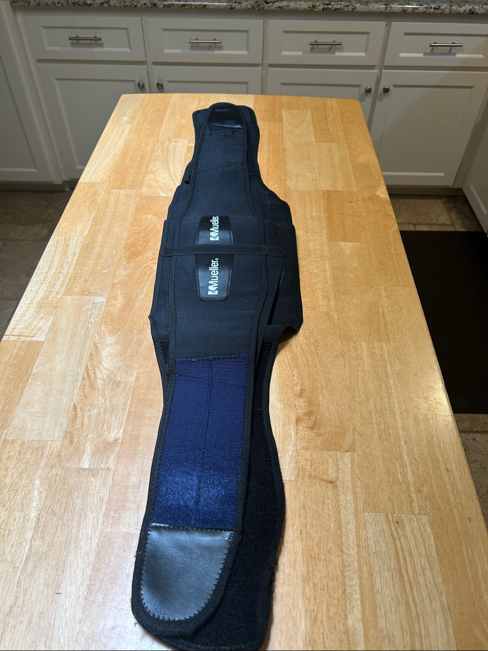 Mueller Black and Navy Lumbar Support Belt - Adjustable Back Brace